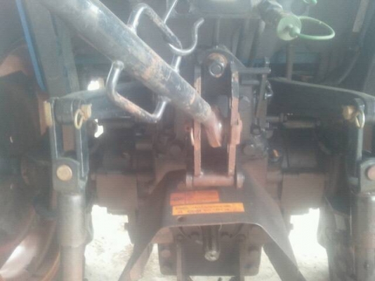 ขายรถไถฟอร์ด NEWHOLLAND รุ่นTC38R พร้อมดันหน้า +หาง5+โรตารี่่+ทะเบียนพร้อมโอน ขายรถไถฟอร์ด NEWHOLLAND รุ่นTC38R พร้อมดันหน้า +หาง5+โรตารี่่+ทะเบียนพร้อมโอน