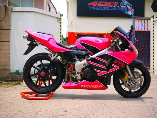 ขาย Nc30 พร้อมทะเบียนแท้ แฟริ่ง Cbr600 ท่อสูตรออกตูด พักเท้าเกียร์โยง กระจกข้างแต่งมีไฟในตัว เครื่องดี