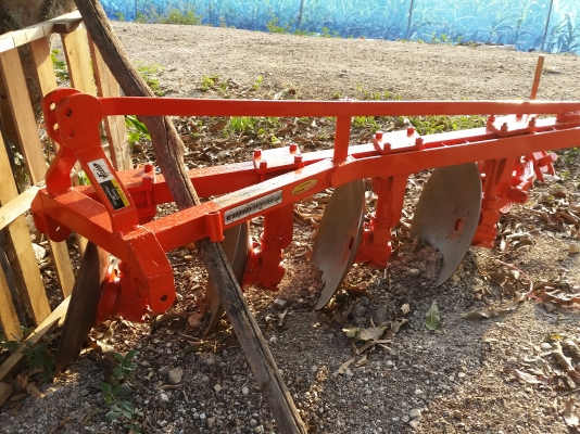 ขายผานบุกเบิกตราช้าง DP224D สภาพสวย ขายผานบุกเบิกตราช้าง DP224D สภาพสวย