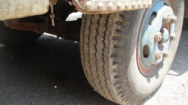 HINO KM540 ยาว5.60ม.เครื่อง110แรง เครื่องดี ยางดี คัสฃีสวย ราคาถูก HINO KM540 ยาว5.60ม.เครื่อง110แรง เครื่องดี ยางดี คัสฃีสวย ราคาถูก