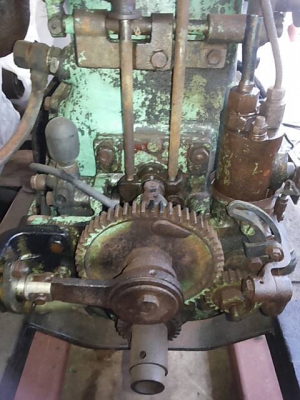 ขายเครื่องเรือเก่า