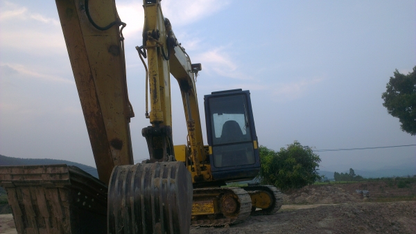 ขาย KOMATSU PC60-5 พร้อมใช้งาน ขาย KOMATSU PC60-5 พร้อมใช้งาน