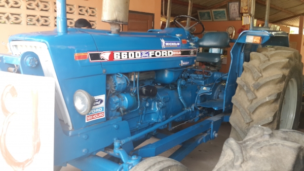 ขายรถไถ 6600 แท้เต็มคัน เครื่อง T5 สภาพดี ใช้งานได้ทุกระบบ ทำสีแล้ว มีเล่มทะเบียน