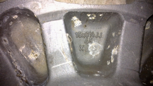 ล้อแม็กขอบ 15.5/114 เดิมเซฟิโร ล้อแม็กขอบ 15.5/114 เดิมเซฟิโร