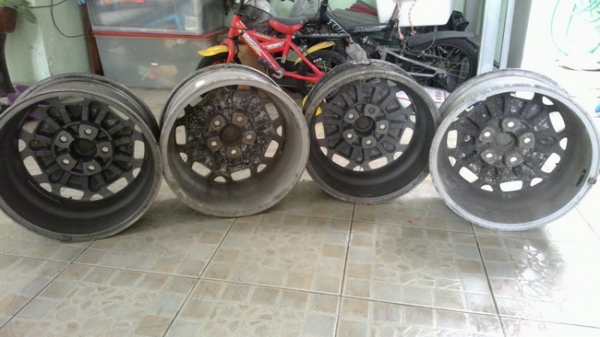 ล้อแม็กขอบ 15.5/114 เดิมเซฟิโร ล้อแม็กขอบ 15.5/114 เดิมเซฟิโร