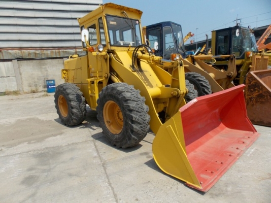 ขายด่วนรถตักนำเข้าจากญี่ปุ่น KOMATSU 510