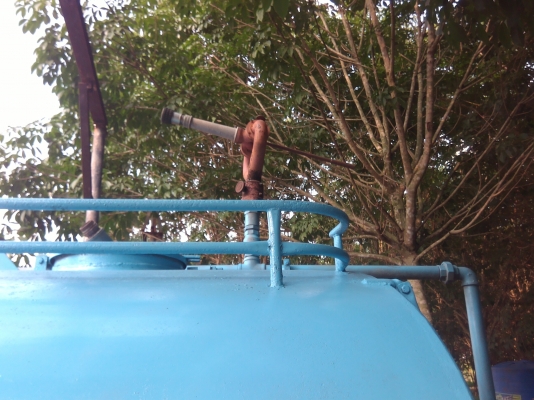 ขายแท๊งค์น้ำ.   พร้อมเครื่อง. พร้อมหัวฉีดแรงดันสูง