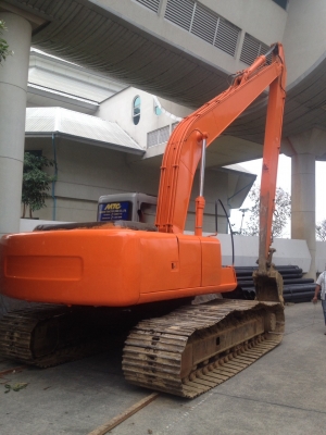 ขาย HITACHI EX 200-3LC LONG BOOM Super ขาย HITACHI EX 200-3LC LONG BOOM Super