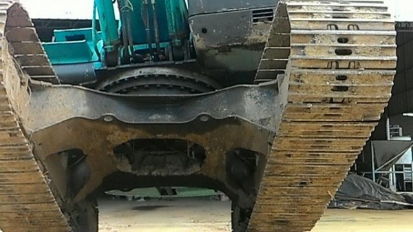 ขาย Kobelco SK200 mark V เครื่องแน่น ปั้มแห้ง แรง ไม่โหลด ช่วงล่างเต็ม พร้อมใช้งาน เอกสารเล่มทะเบียน ลดราคา 950,000