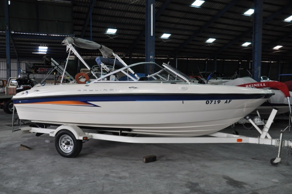 ขายเรือ Bayliner Speed Boat นำเข้าจากอเมริกา