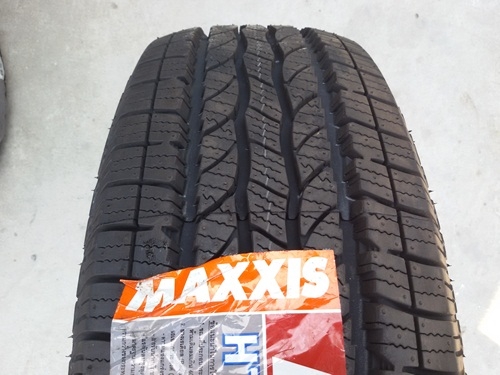 ขายยาง225/70/15 ปี 15 MAXXIS HT770 4เส้น10500