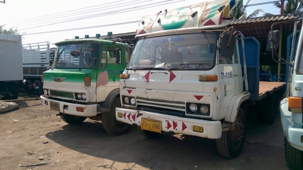 10 ล้อพื้นเรียบเพลาเดียว ขายคับ 3 คัน 1 ล้าน