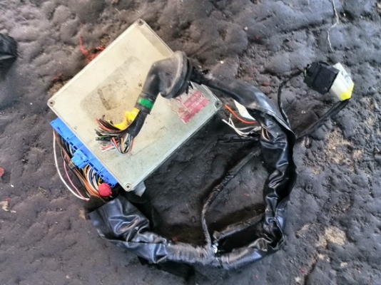 แยกขายเครื่อง SR20 avenir TURBO และไม่โบ พร้อมเกียร์ธรรมดา ขับหน้า