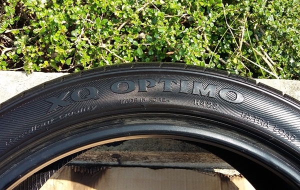 ยาง,235-40-18 HANKOOK ดอกหนาปี12ไม่ปะหนึ่งคู่ 2,800