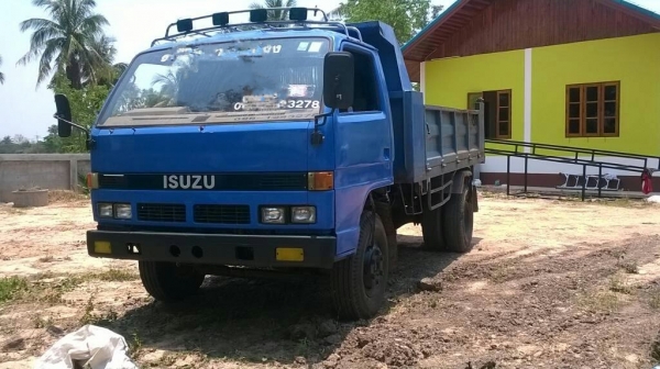 ISUZU NPR59LU5 ดั้มดิน ห้างแท้ Fหน้าหลัง ภาษี ม79 ราคาอาทิตย์นี้358,000ครับ