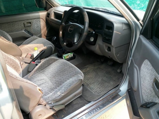 ขายถูก ISUZU  ดราก้อนอาย แค๊ป SLX  2800 cc ปี 2542