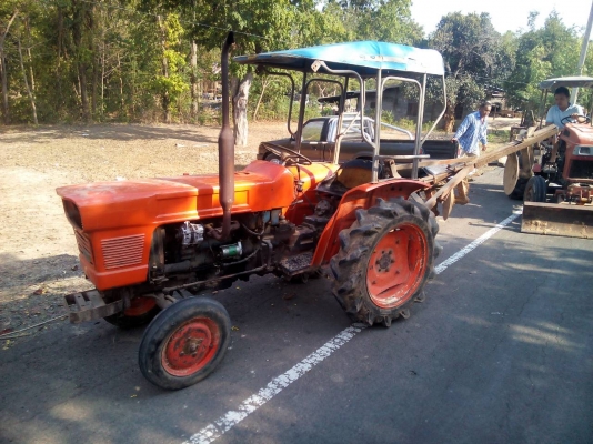 ขายรถไถ ขายรถไถ