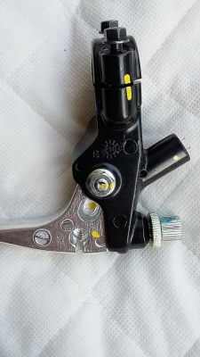 มือครัชแท้ใหม่สวยๆของ MSX 125