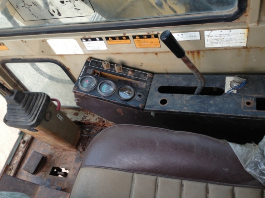 แม็คโครมือสอง,Komatsu PC60-5 เดิมๆ ตามรุ่น ช่วงล่างเต็ม สวยพร้อม แม็คโครมือสอง,Komatsu PC60-5 เดิมๆ ตามรุ่น ช่วงล่างเต็ม สวยพร้อม