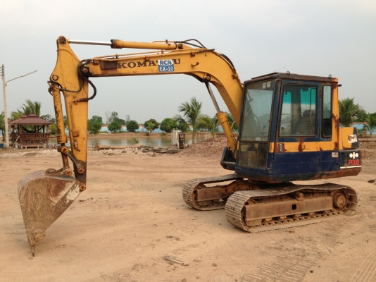 แม็คโครมือสอง,Komatsu PC60-5 เดิมๆ ตามรุ่น ช่วงล่างเต็ม สวยพร้อม แม็คโครมือสอง,Komatsu PC60-5 เดิมๆ ตามรุ่น ช่วงล่างเต็ม สวยพร้อม