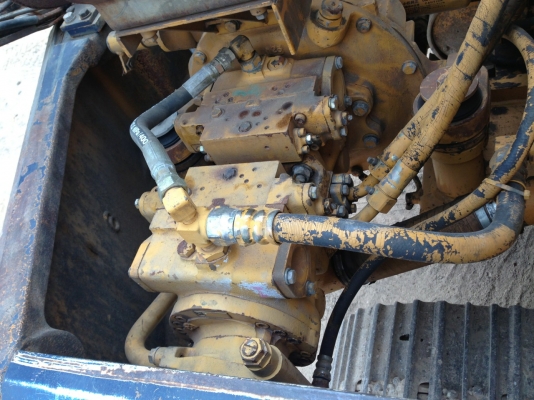 แม็คโครมือสอง,Komatsu PC60-5 เดิมๆ ตามรุ่น ช่วงล่างเต็ม สวยพร้อม แม็คโครมือสอง,Komatsu PC60-5 เดิมๆ ตามรุ่น ช่วงล่างเต็ม สวยพร้อม