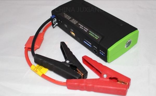 เครื่อง jumpstarter อุปกรณ์ช่วยสตาร์ท ยามฉุกเฉิน รถเสียยามค่ำคืน ซอยเปลี่ยว