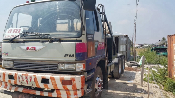 ขายหัวลาก240แรงรถห้างแท้ๆ2เพลา