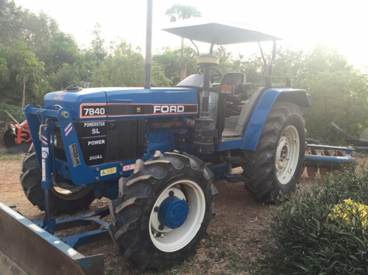 ขายรถไถ FORD 7840 รถบ้านสวยๆๆๆ