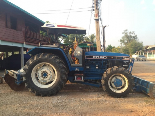 ขายรถไถ FORD 7840 รถบ้านสวยๆๆๆ