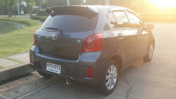 ขายรถ yaris 1.5 E สภาพสวยมาก ๆ