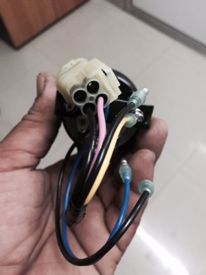 ถังน้ำมันใหม่ YAMAHA พร้อมชุดสาย และอะไหล่อื่นๆ ถังน้ำมันใหม่ YAMAHA พร้อมชุดสาย และอะไหล่อื่นๆ