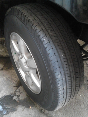 215/70R15 BRIDGESTONE DURAVIS R611 ชุด 4 เส้น โทร.081-427-3941