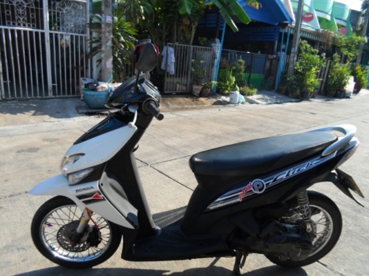 ขายฮอนด้าคลิกเพล ปี51 รถบ้านเครื่องดี ขายฮอนด้าคลิกเพล ปี51 รถบ้านเครื่องดี