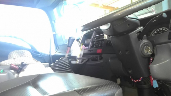 รถอีซูซุ 10 ล้อดั้ม FVZ 300 แรงม้า. ปี 55  ( รถวิ่ง 1xx,xxx กว่า กม. )    สนใจติดต่อ  081 - 6079515