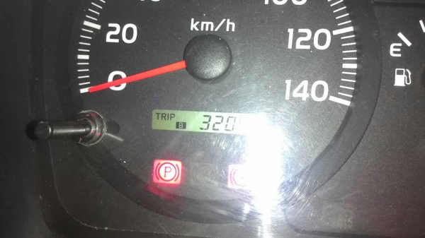 รถฮีโน่ 10 ล้อดั้ม FM8J  251 แรงม้า. ปี 54  ( รถวิ่ง น้อย. )   สนใจติดต่อ   081 - 6079515