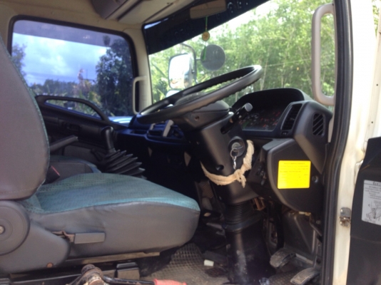 รถฮีโน่ 6 ล้อดั้ม 175 แรงม้า. ปี 54  ( รถวิ่ง 7x,xxx กม. )    สนใจติดต่อ   081 - 6079515     (  จัดไฟแนนซ์. ได้ !!  )