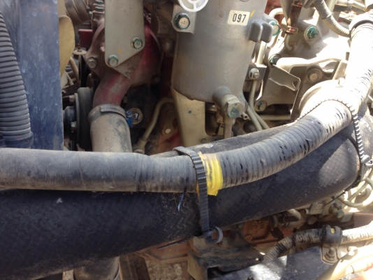 รถฮีโน่ 6 ล้อดั้ม 175 แรงม้า. ปี 54  ( รถวิ่ง 7x,xxx กม. )    สนใจติดต่อ   081 - 6079515     (  จัดไฟแนนซ์. ได้ !!  )