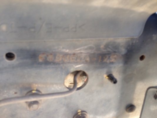 รถฮีโน่ 6 ล้อดั้ม 175 แรงม้า. ปี 54  ( รถวิ่ง 7x,xxx กม. )    สนใจติดต่อ   081 - 6079515     (  จัดไฟแนนซ์. ได้ !!  )