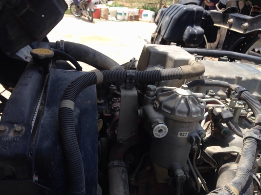 รถฮีโน่ 6 ล้อดั้ม 175 แรงม้า. ปี 54  ( รถวิ่ง 7x,xxx กม. )    สนใจติดต่อ   081 - 6079515     (  จัดไฟแนนซ์. ได้ !!  )