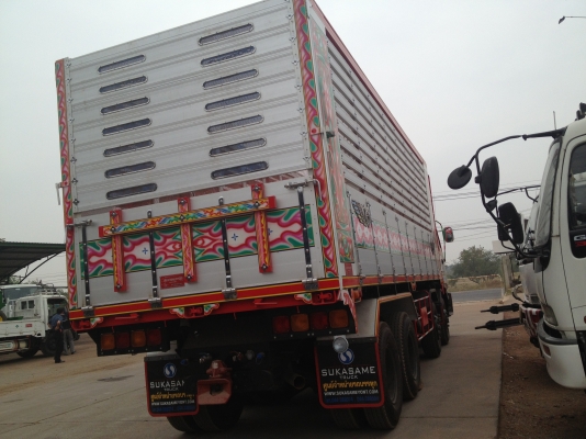 มี ISUZU 12 ล้อ GIGA เครื่อง NGV กระบะมิเนียมยาว 7.50 เมตร สูง 2.40 เมตร สวยๆสภาพพร้อมใช้ เหมือนใหม่ป้ายแดงรถสวยพร้อมทะเบียน ราคาไม่แพง พร้อมรับประกัน พร้อมดูแลระบบ