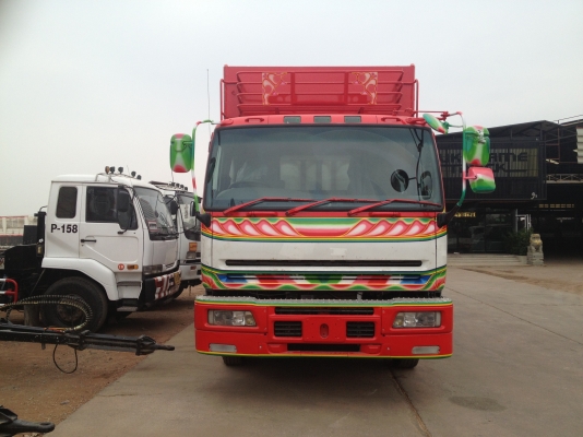 มี ISUZU 12 ล้อ GIGA เครื่อง NGV กระบะมิเนียมยาว 7.50 เมตร สูง 2.40 เมตร สวยๆสภาพพร้อมใช้ เหมือนใหม่ป้ายแดงรถสวยพร้อมทะเบียน ราคาไม่แพง พร้อมรับประกัน พร้อมดูแลระบบ