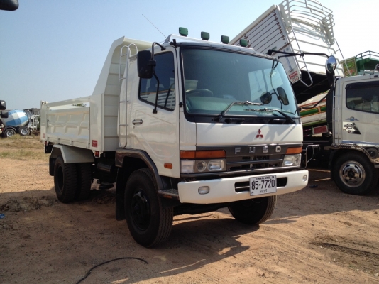 ขาย FUSO เครื่อง 185 แรงม้าระบบน้ำมัน กระบะดั้มพ์ดินยาง900 ขอบ 20 นิ้ว กระบะยาว 3.80 เมตร ฝาข้างสูง 80 ซม สวยๆพร้อมใช้พร้อมทะเบียน
