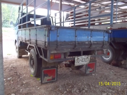 ขาย 100000 บาท 4ล้อกลางISUZU TLD 74 แรงทะเบียนเต็ม  เอกสารพร้อมโอน