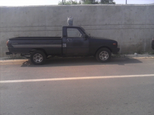 ขายmazda แฟมมิเลีย พร้อมใช้งาน ราคา36,000