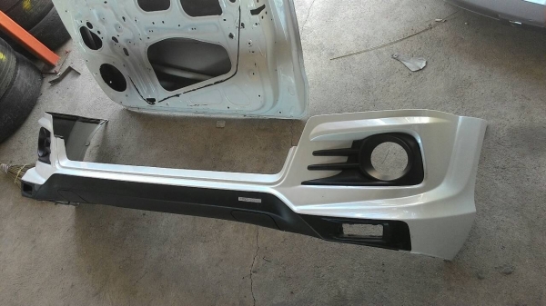 Skirt TRD Fortuner V.5 ของแท้มือสอง ต้องทำสีใหม่