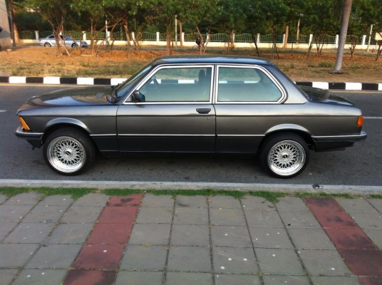 ลดราคา BMW E21 bavaria