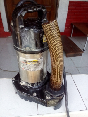 ปั๊มน้าจุ่มแช่ ไดโว่ MITSUBISHI รุ่น SUPER PUMP ขนาด 250 W. ขนาดท่อส่ง 40 มม.