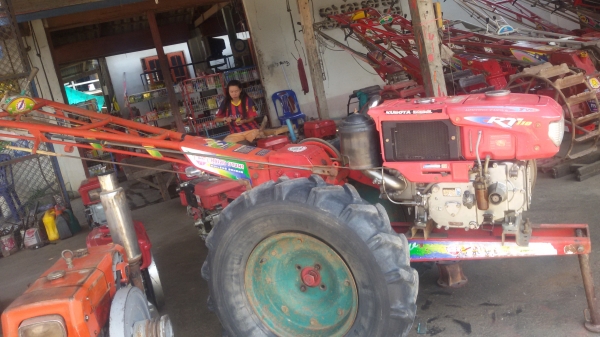 ขายเครื่อง RT110 พร้อมโครงบางนา ราคา42000บาท จะชื้อแต่เครื่องก็ได้ ราคา17000บาท จะชื้อแต่โครงก็ได้ ราคา25000บาท ครับรถอยู่ วังบัว อ คลองขลุง จ กำแพง โทร 0813655997 อำพร พาเจริญราคานี้ยังต่อลองได้อีกนะครับ