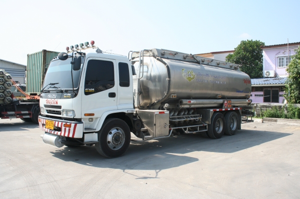 ขาย รถ10ล้อบรรทุกน้ำมัน FVM 230 20,000 ลิตร ขาย รถ10ล้อบรรทุกน้ำมัน FVM 230 20,000 ลิตร