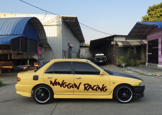 อีคาร์ พร้อมใช้งาน เครื่องเกียร์ดี LPGอย่างดี 082-3816797